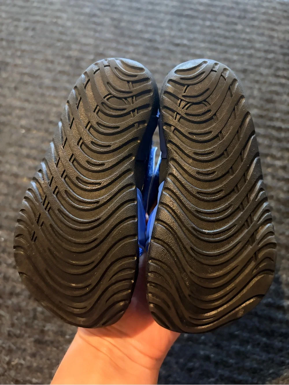 Nike Toddler Light Blue and Black Sandals
